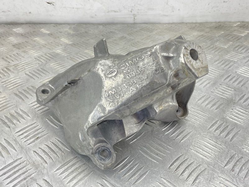 Опора / кронштейн двигуна 4M0199307CB Audi A4