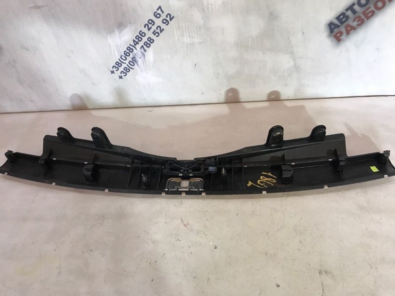 Накладка замка багажника 4L0864483 Audi Q7