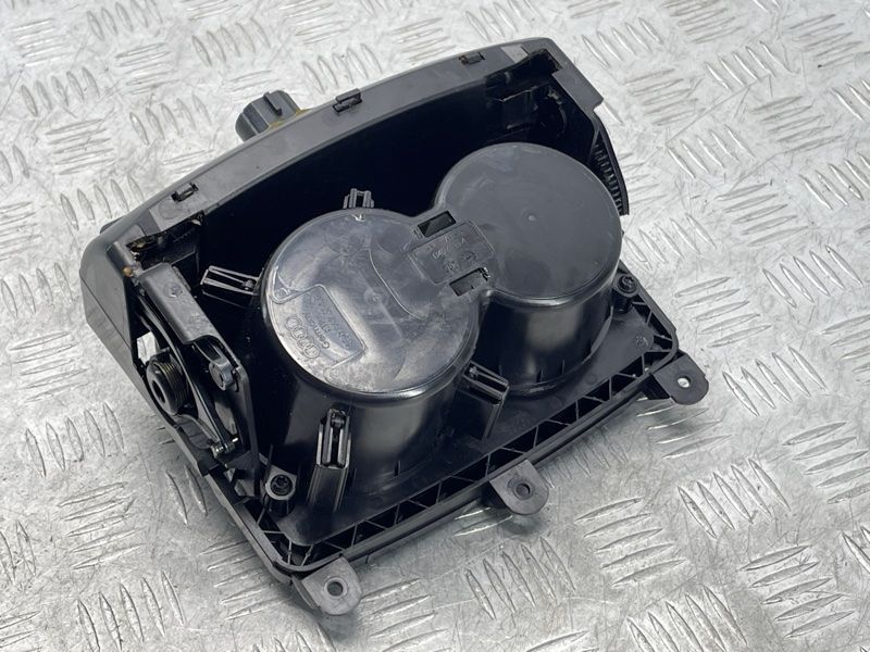 Подстаканник 4G0862534C24A Audi A6