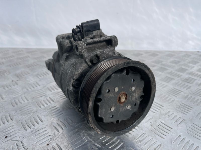 Компрессор кондиционера 7P0820803M Audi Touareg Audi Q7