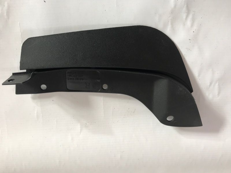 Бризковик 4L0807514E Audi Q7