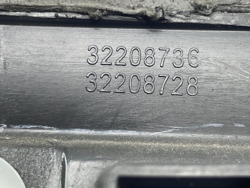 Накладка двери 39794861 Volvo XC60