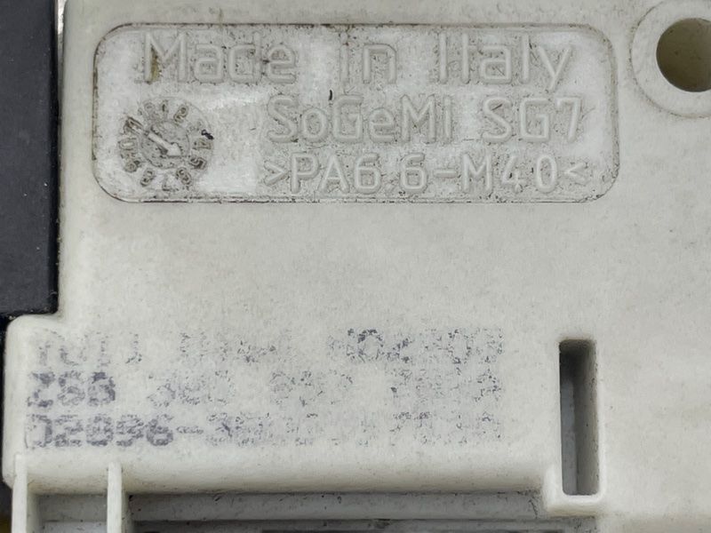 Регулятор 3B0959781A Volkswagen Beetle
