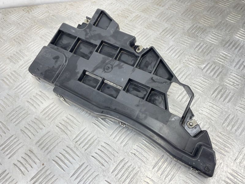 Накладка бампера 23450922 Chevrolet Colorado