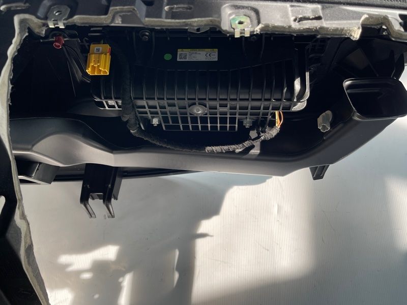 Торпедо з подушкою безпеки 31688112 Volvo XC90