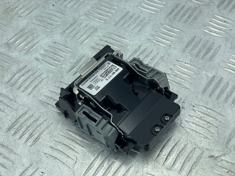 Камера передня 4M0907217D Audi Q7