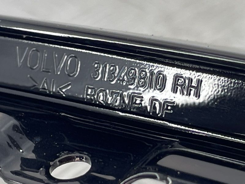 Накладка Volvo XC90