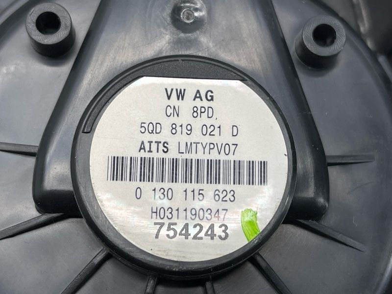 Вентилятор пічки 5QD819021D Volkswagen Tiguan