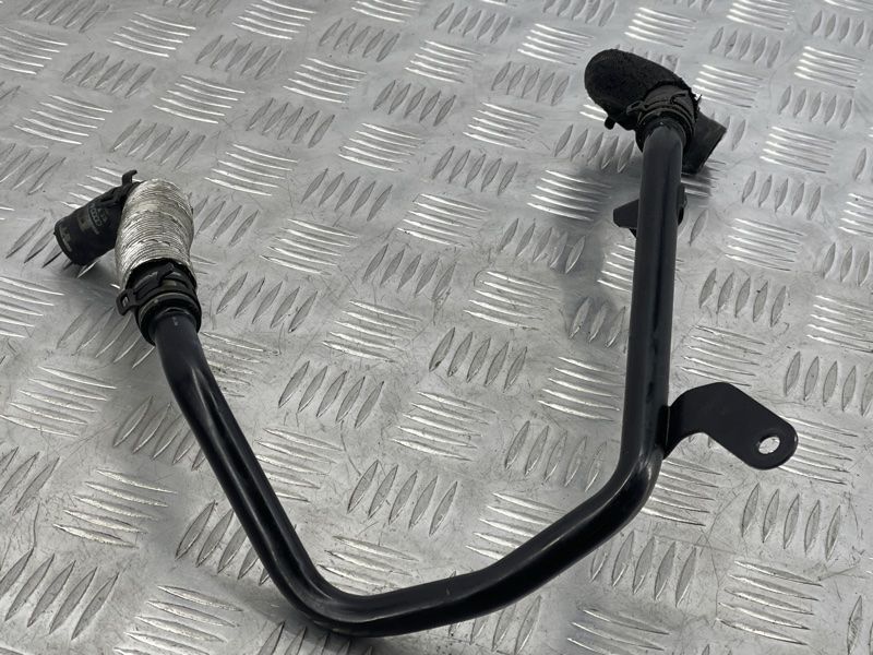 Трубопровід системи охолодження 7L8121065D Audi Q7