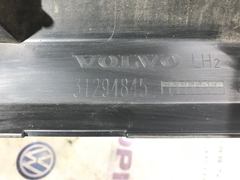 Накладка двери 31294845 Volvo XC60