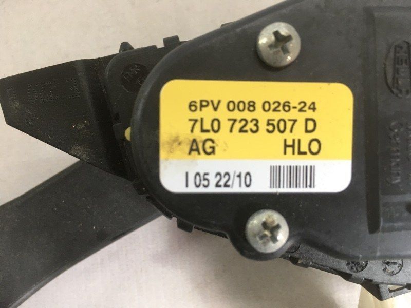 Педаль газа 7L0723507D Audi Q7