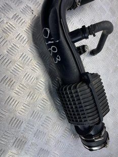 Патрубок воздушного фильтра 31319691 Volvo XC60