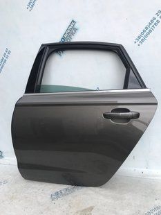 Двері 4G5833051 Audi A6