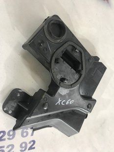 Водосток под лобовое стекло 6G9N022B18A Volvo XC60