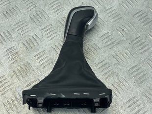 Ручка с чехлом рычага селектора КПП 4g1713139ag Audi A6