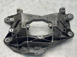Кронштейн Коробки АКПП / Траверса / Опора 4H0399263AD Audi Q5