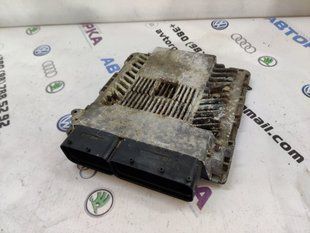 Блок керування двигуном 4L0910551J Audi Q7