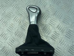Ручка важеля селектора КПП 8K1713139RIBR Audi Q5