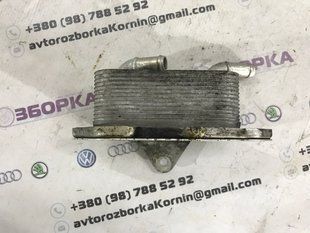 Масляный радиатор 06E117021G Audi Q7