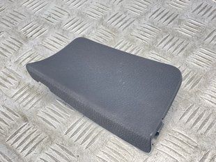 Заглушка 7P6867656 Volkswagen Touareg