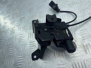 Замок капота 4H0823509C Audi A8