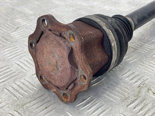 Полуось 4G0407271E Audi A8