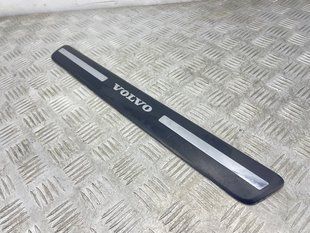 Накладка порога 31349213 Volvo XC60