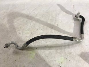 Трубка кондиционера 7P0820721H Volkswagen Touareg