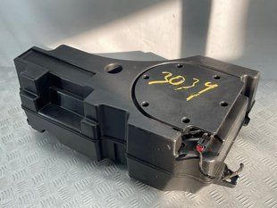 Сабвуфер BOSE 4M0035621A Audi Q7