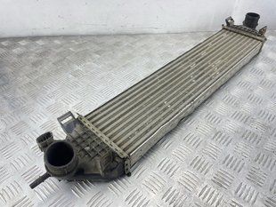 Радіатор інтеркулера BV619L440AF Ford Escape