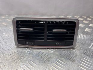 Дефлектор повітропроводу 4L0819203K3Q7 Audi Q7