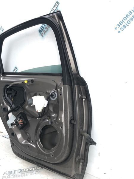 Двері 4G5833051 Audi A6