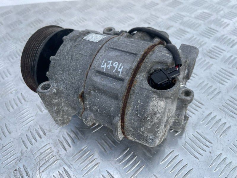 Компрессор кондиционера 7P0820803M Audi Touareg Audi Q7