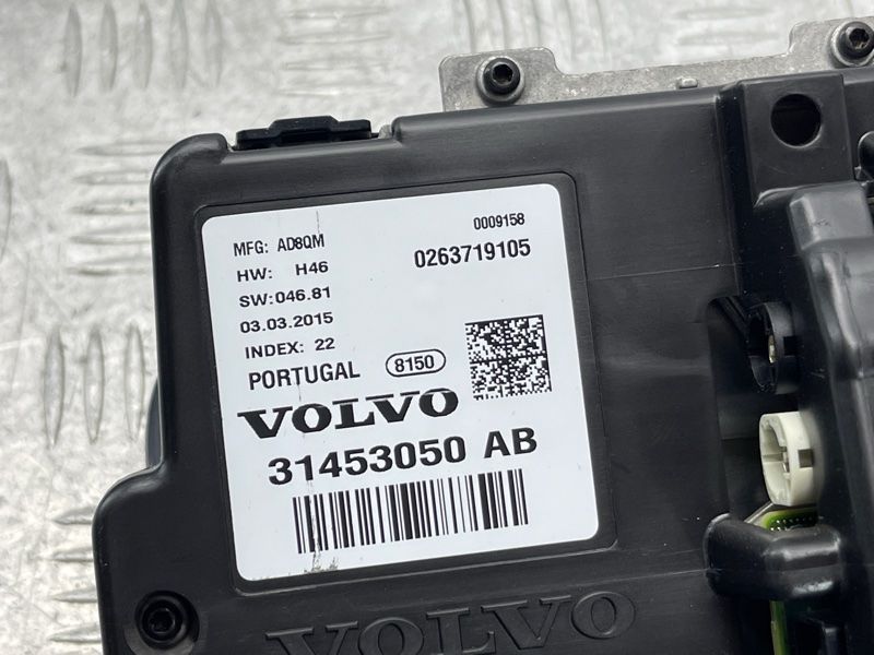 Комбінація приладів Volvo XC90