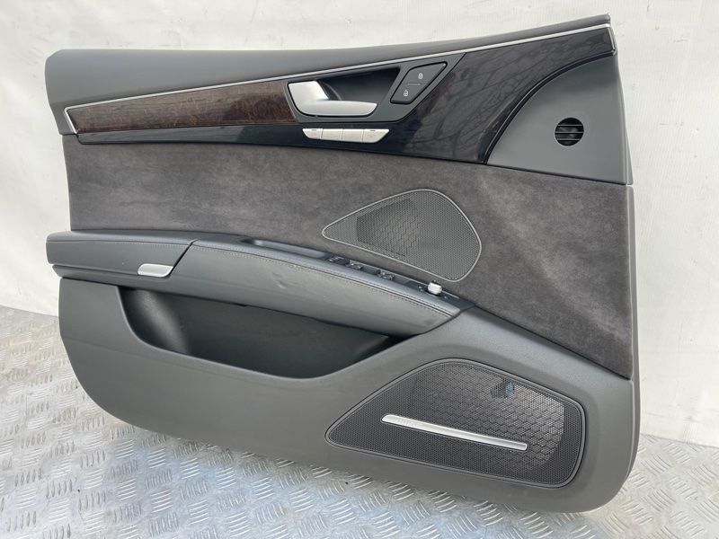 Обшивка дверей Audi A8