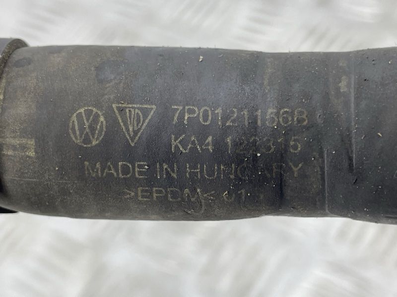 Шланг системи охолодження 7P0121156B Volkswagen Touareg