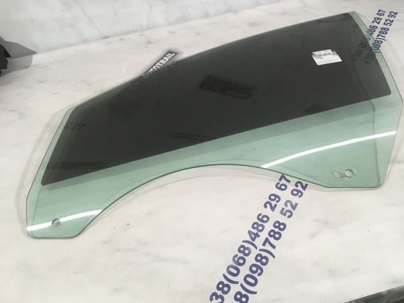 Стекло двери 43R004530 Ford Fusion