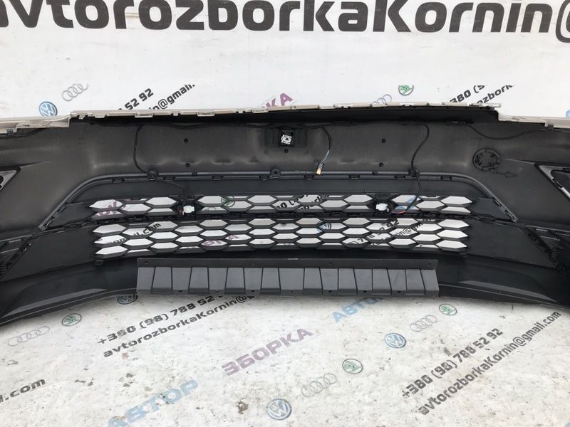 Бампер комплектний Volkswagen Tiguan