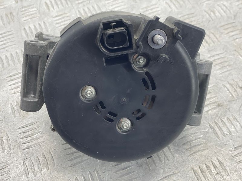 Генератор 06L903024J Audi A4
