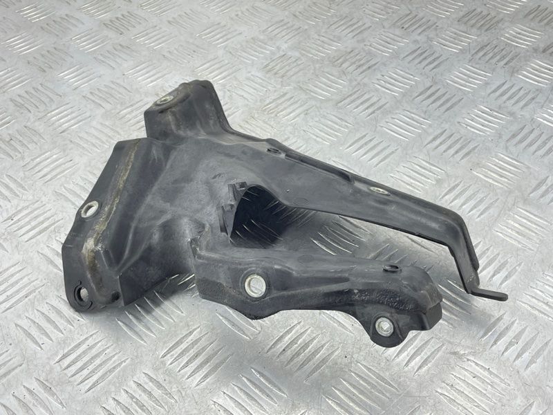 Панель изоляции двигателя 31353777 Volvo XC60