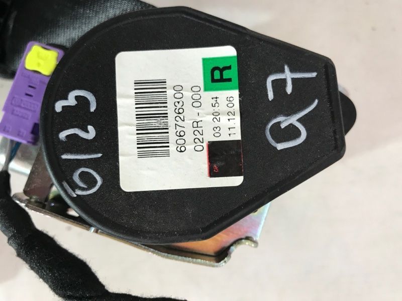 Ремень безопасности сиденья 2-го ряда 4L0857806HV04 Audi Q7