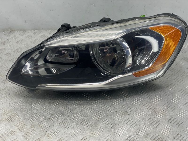 Фара Галоген 31358113 Volvo XC60
