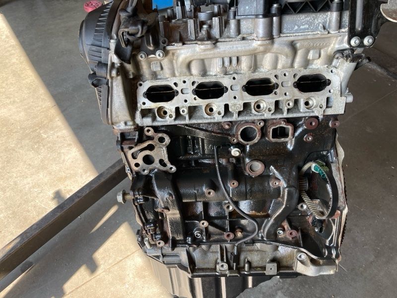 Двигатель 06L100033P Audi A6