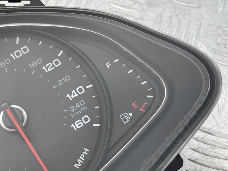 Комбінація приладів 4M0920880A Audi Q7