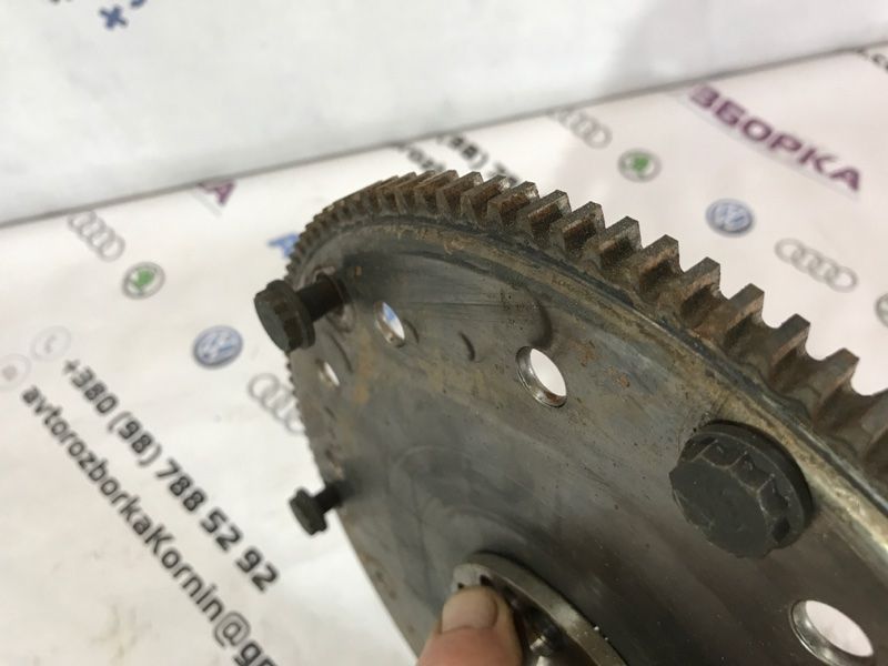 Маховик 06E105323T Audi A7 Audi A6, Audi A7, Audi A8, Audi Q5, Audi Q7, Audi RS7, Audi S4, Audi S5, Audi S6, Audi S7, Audi S8, Audi SQ5