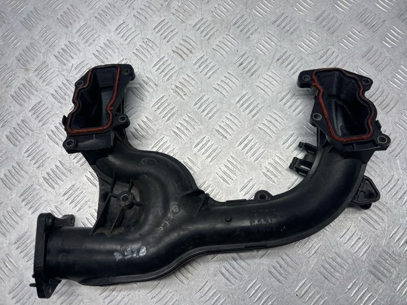 Колектор впускний 059145762B Audi Q7