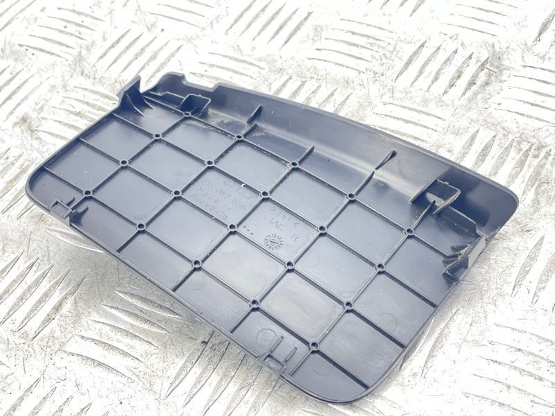 Заглушка 7P6867656 Volkswagen Touareg