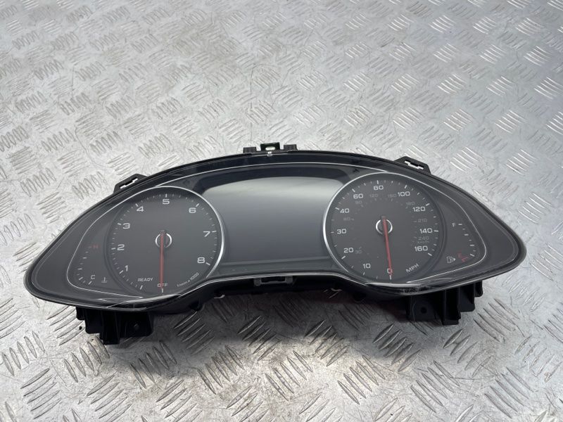 Комбінація приладів 4M0920880A Audi Q7