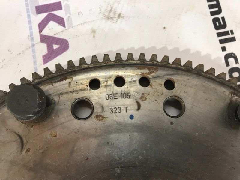 Маховик 06E105323T Audi A7 Audi A6, Audi A7, Audi A8, Audi Q5, Audi Q7, Audi RS7, Audi S4, Audi S5, Audi S6, Audi S7, Audi S8, Audi SQ5
