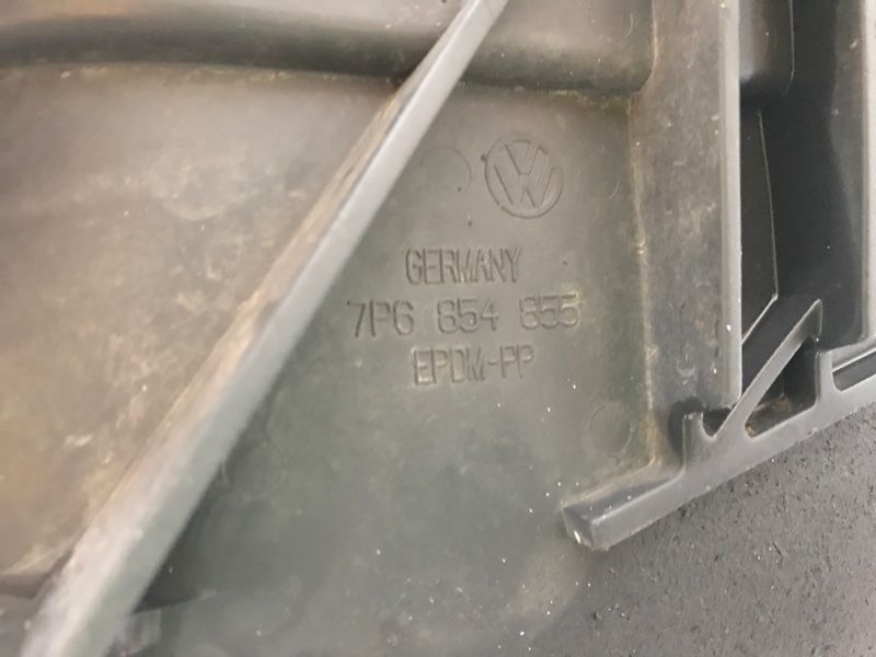 Бризковик 7P6854855 Volkswagen Touareg